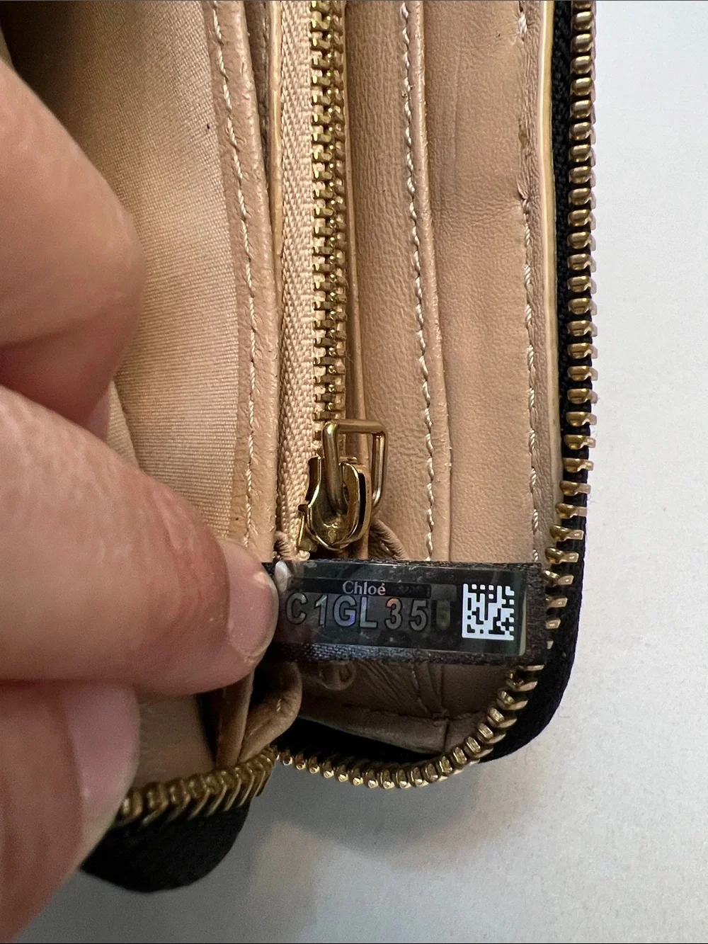 CHLOE MARCIE BLACK LEATHER ZIP AROUND  WALLET